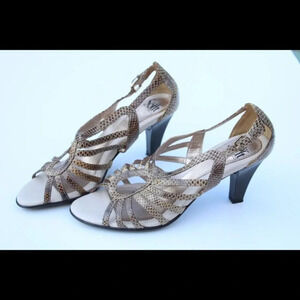 Sofft heeled sandals